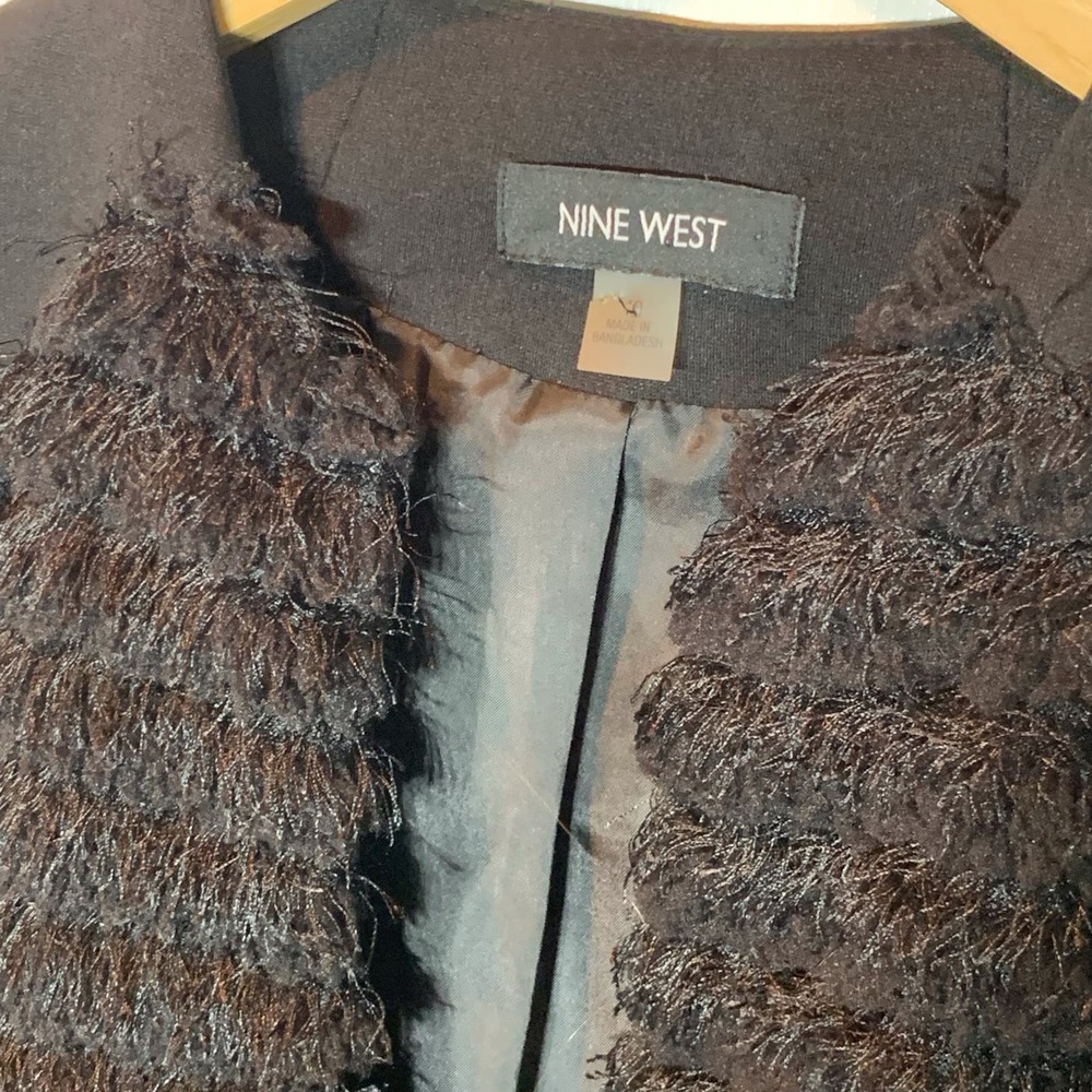 EUC Nine West Black Fringe Front Bolero Jacket Ladies Size 10 - Picture 2 of 6